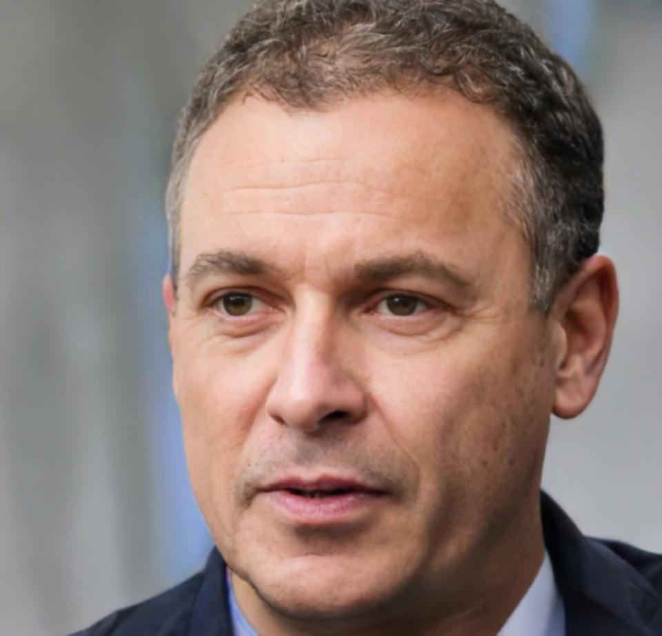 Carlos Martínez, empresario