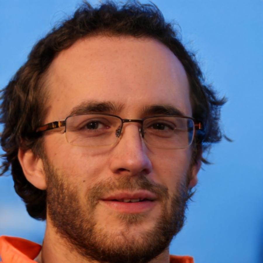 Alejandro Ruiz, profesor
